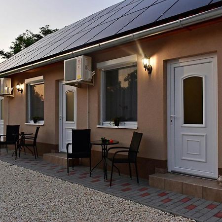 Napfeny Apartman Makó Dış mekan fotoğraf