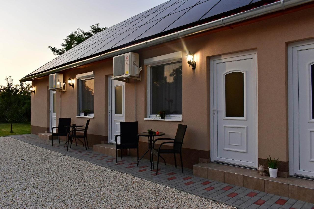 Napfeny Apartman Makó Dış mekan fotoğraf
